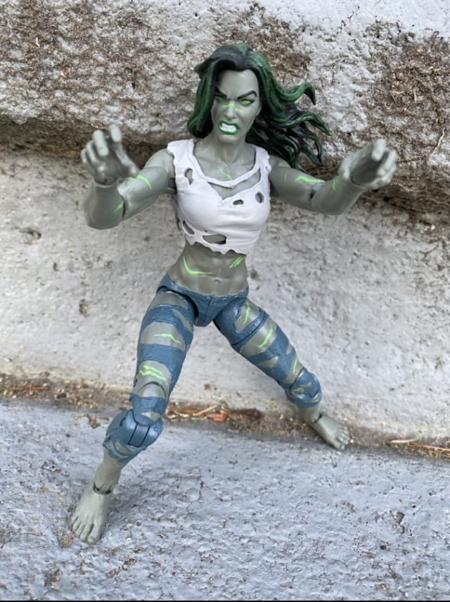 Hasbro She-Hulk Marvel Legends 2020 Figure Review