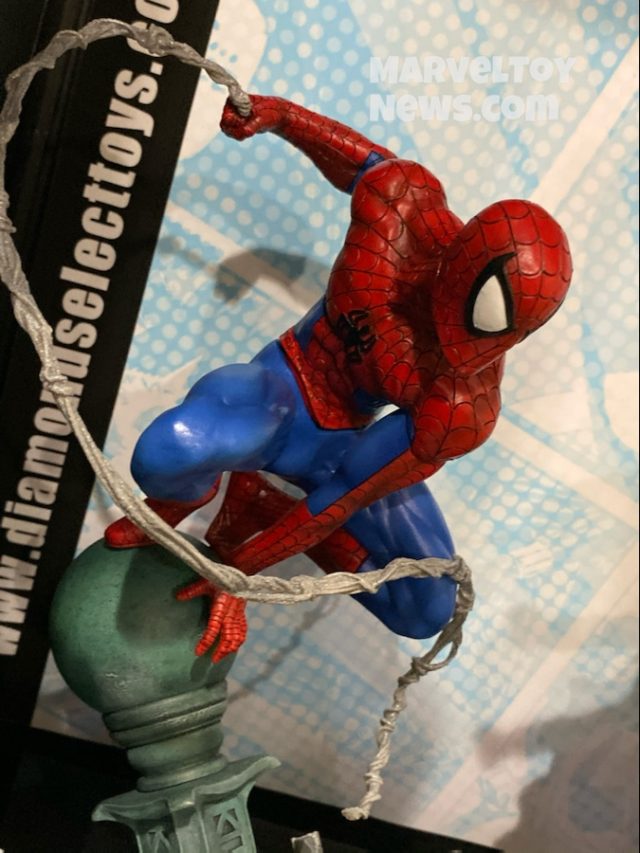 Marvel Gallery VS Spider-Man Statue Close-Up