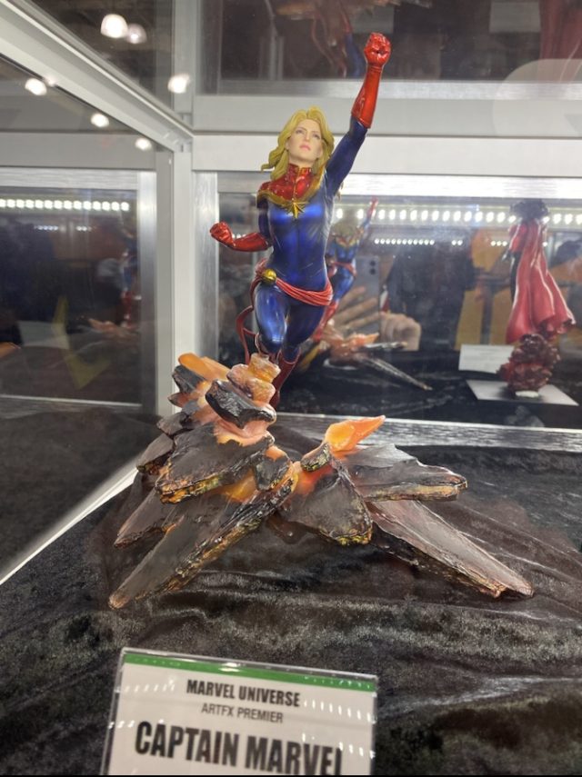 New York Toy Fair 2020 Captain Marvel Kotobukiya ARTFX Premier Figure