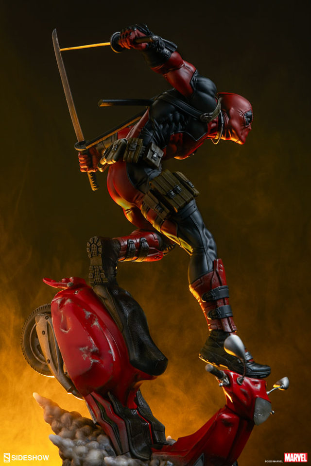 Sideshow Deadpool Premium Format Figure Scooter