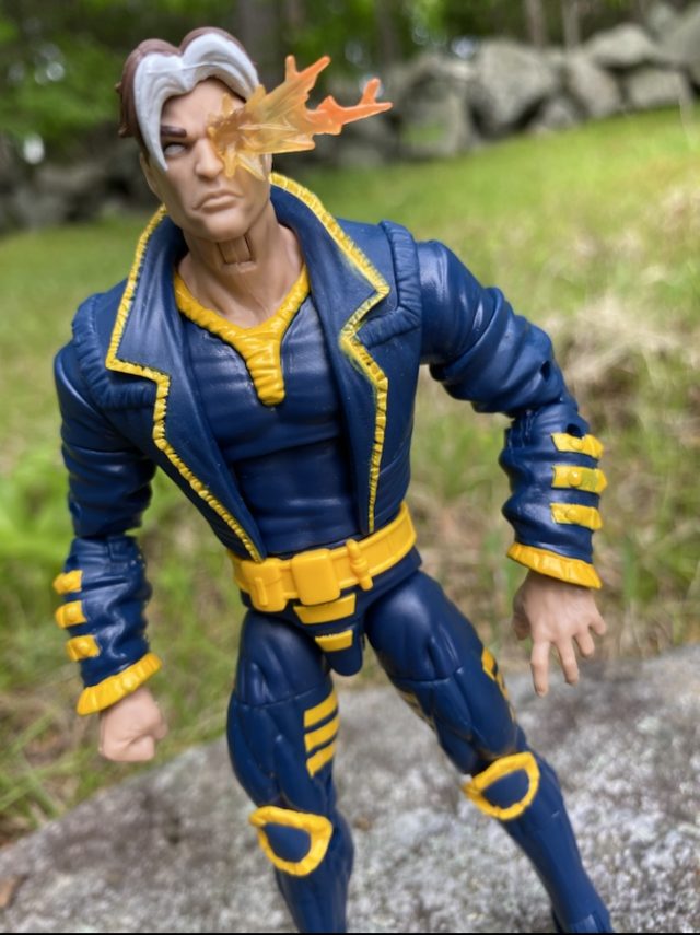 Close-Up of Scowling Head Sculpt on X-Man Marvel Legends Age of Apocalypse Figure