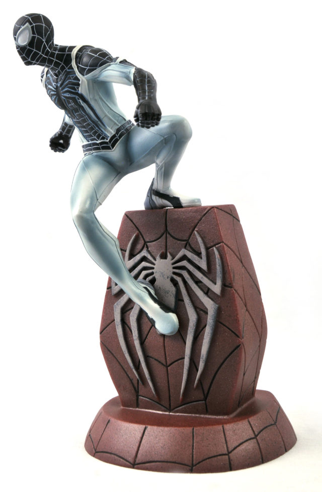 Side View of DST SDCC 2020 Exclusive NEGATIVE Suit Spider-Man Marvel Gallery Figure