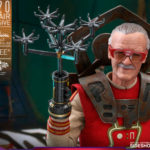 Hot Toys EXCLUSIVE Stan Lee Ragnarok Barber Sixth Scale Figure Up for Order!