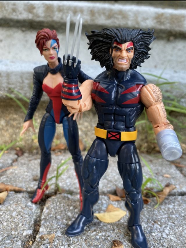 Marvel Legends Age of Apocalypse Wolverine Review Weapon X