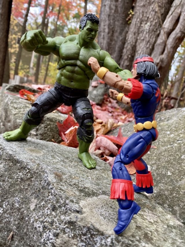 Marvel Legends Thunderbird X-Men Figure vs Marvel Select Hulk