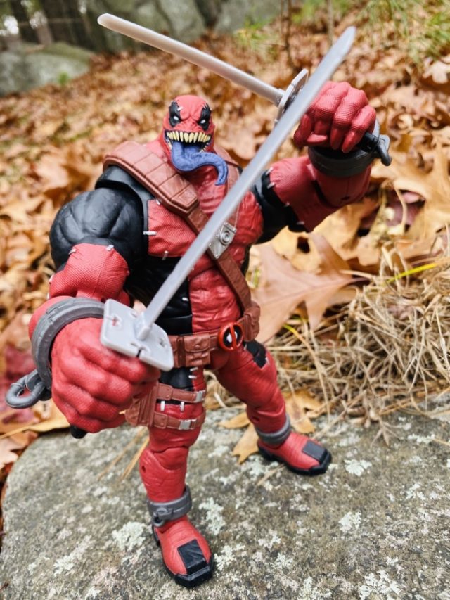 Venompool Hasbro Build-A-Figure Wielding Katanas Swords