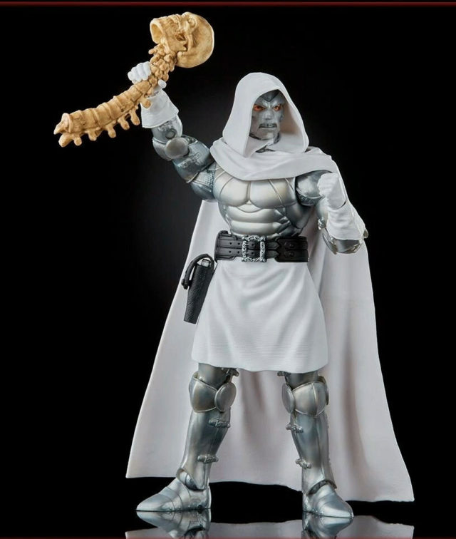 Marvel Legends Secret Wars Doctor Doom Holding Thanos Skull and Spine