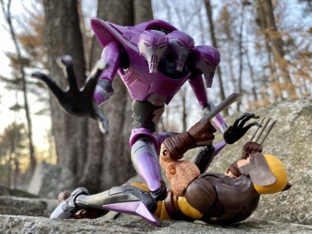 Theta Sentinel Tri-Sentinel X-Men Legends Figure Review vs Wolverine