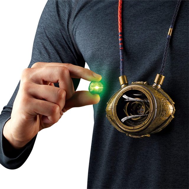 Removable Time Stone from Hasbro Eye of Agamotto Marvel Legends Role Play Toy