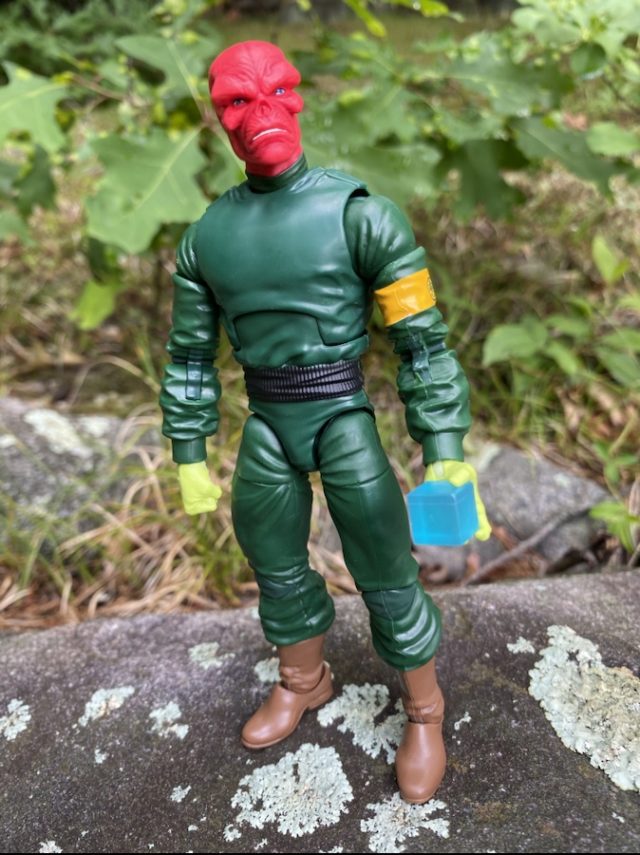 Hasbro Red Skull Classic Super Villains Legends Figure Holding Cosmic Cube