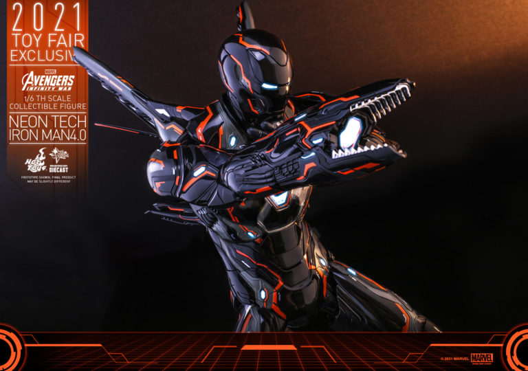 hot toys neon tech iron man 4.0