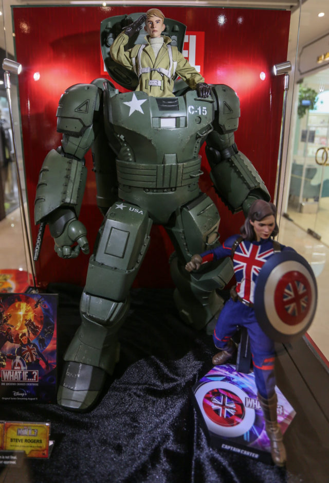 Hot Toys Hydra Stomper Armor with Steve Rogers Figure Inside 2021 Summer Showcase