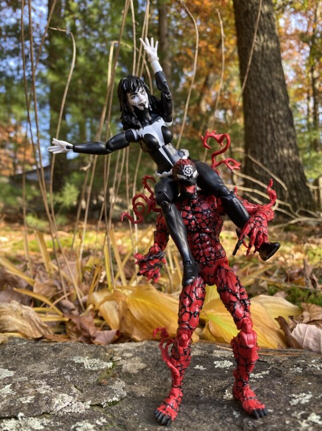 2022 Marvel Legends Shriek Acfion Fiure Review with Carnage Girlfriend