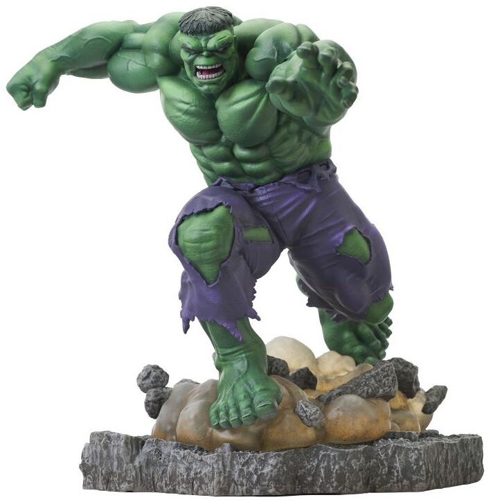 Diamond Select Immortal Hulk & Animated Loki Statues