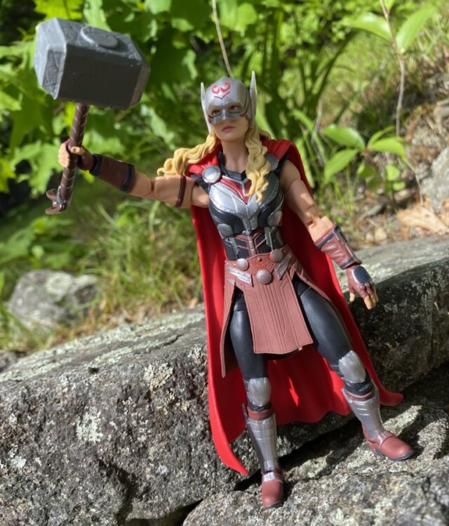 Marvel Legends 2022 Review Thor 4 Movie Jane Foster Natalie Portman Hasbro