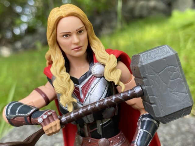Natalie Portman Marvel Legends Mighty Thor Movie 6" Figure Holding Mjolnir Hammer