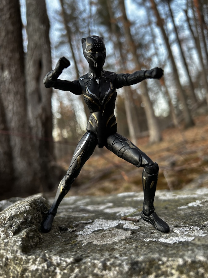 REVIEW: Marvel Legends Shuri Black Panther Wakanda Forever Movie Figure -  Marvel Toy News