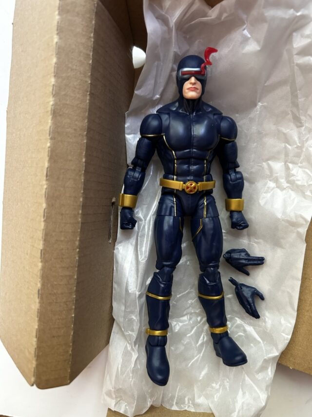 Astonishing Cyclops Legends Figure and Accessories