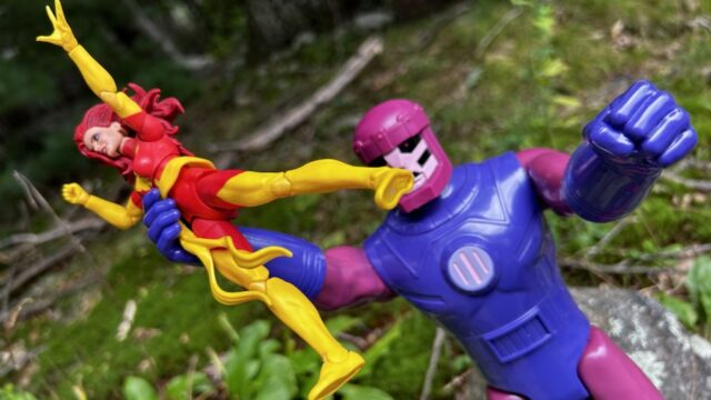 Marvel Legends X-Men Dark Phoenix vs Titan Hero Sentinel Hasbro 2023 Figures