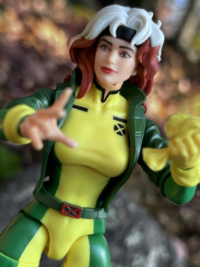 2023 Marvel Legends Rogue X-Men 97 Figure Review Pulling Gloves Off 