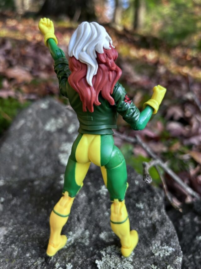 Back of X-Men Legends Rogue 97 Hasbro Toy Figure