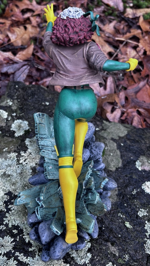 Back of X-Men Gallery Jim Lee Rogue PVC Figure Statue