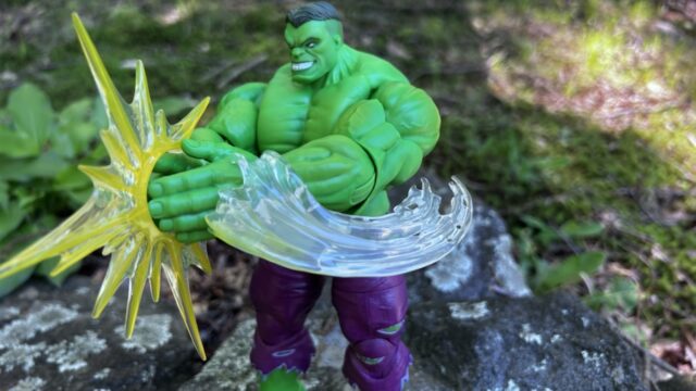 REVIEW Marvel Legends Maximum Hulk Figure Doing Thunderclap with Effects
