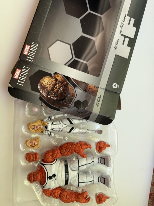 Unboxing Marvel Legends Future Foundation Thing & Invisible Woman Figure