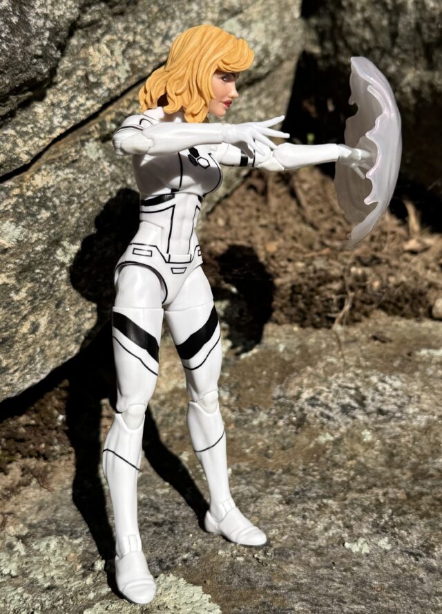 Invisible Woman Force Field with Future Foundation Marvel Legends 6" Figure