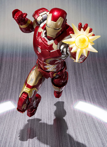 Avengers Age of Ultron SH Figuarts Iron Man Mark 43 Figure Bandai April 2015