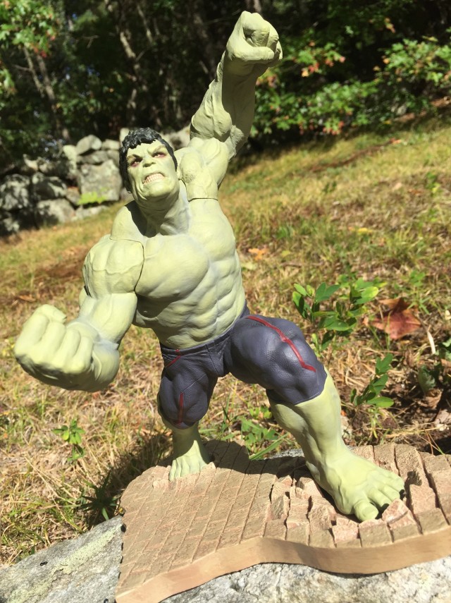 Entertainment Earth Exclusive Rampaging Hulk Statue Review
