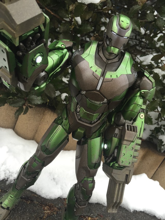 Hot Toys Gamma Iron Man Sixth Scale Figure Review
