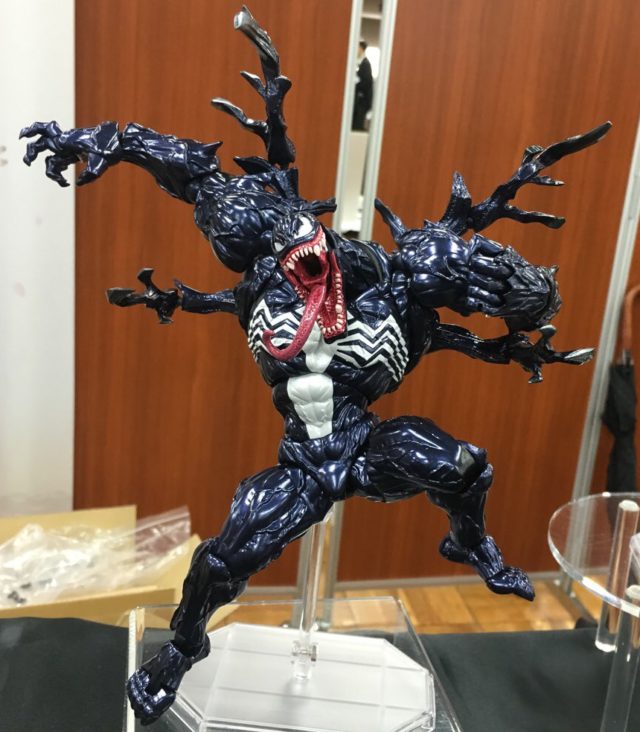 kaiyodo-revoltech-venom-action-figure-2017