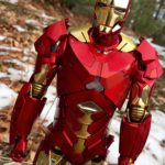 Hot Toys Sneaky Iron Man Retro Armor Review & Photos MMS 396