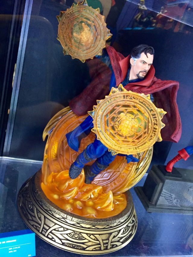 Diamond Select Toys Doctor Strange Movie Statue Toy Fair 2017