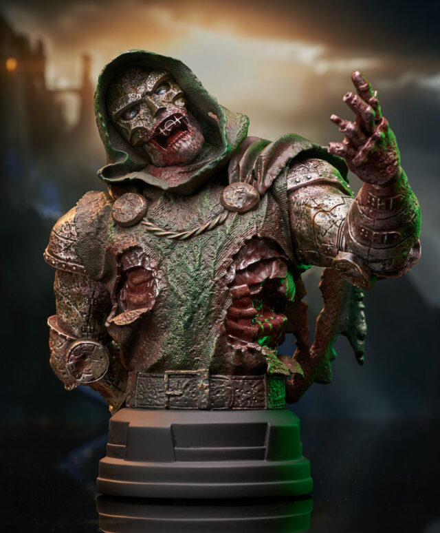 Gentle Giant Marvel Zombies Doctor Doom Mini Bust Exclusive NYCC 2021