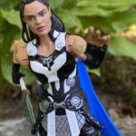 REVIEW: Thor Love and Thunder Marvel Legends King Valkyrie Figure (2022 Hasbro)